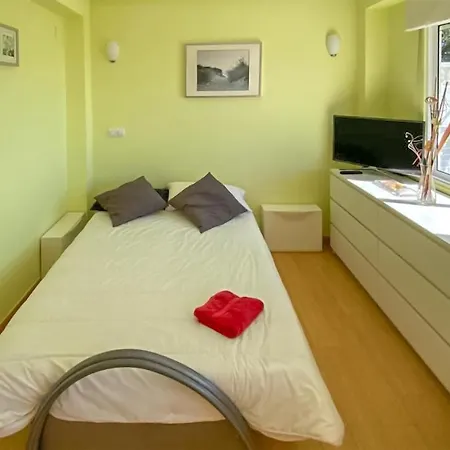 1 Bedroom Awesome In Mera